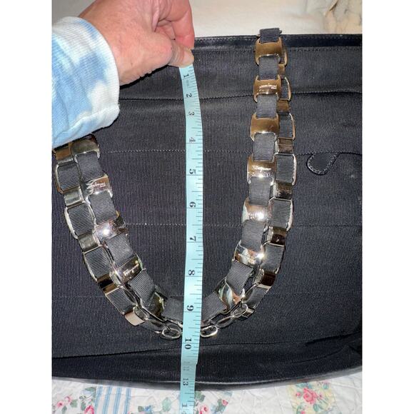 VINTAGE FERRAGAMO LARGE CHAIN LINK CANVAS TOTE BAG - Picture 9 of 9